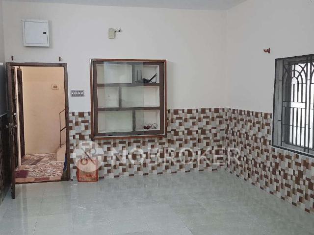 2 BHK Flat In Sahaya Flats For Sale In Selaiyur