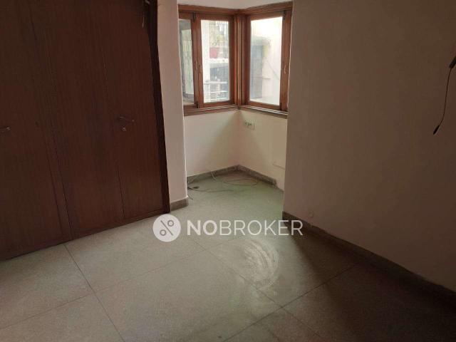 2 BHK Flat In Sahyog Apartments, Pitam Pura for Rent In Pitam Pura