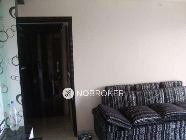 2 BHK Flat In Sai Leela Building for Rent In Khar West