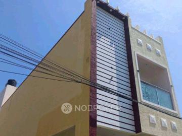 2 BHK Flat In Sai Pallikaranai for Rent In Medavakkam