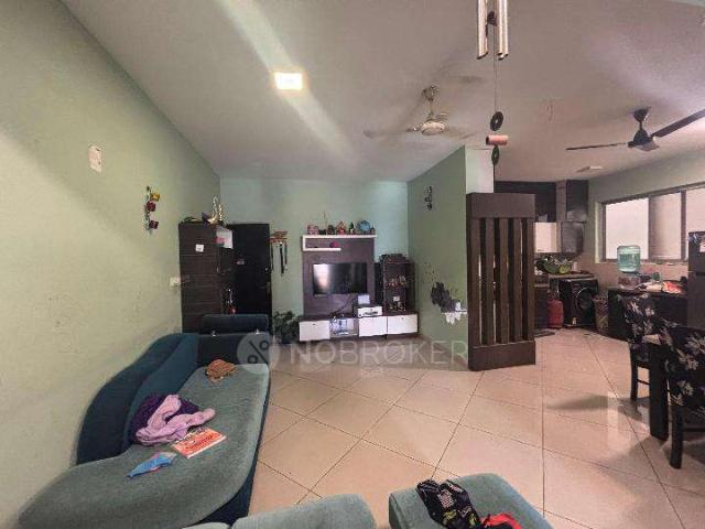 2 BHK Flat In Sai Poorna Luxuria, Haralur Main Road for Rent