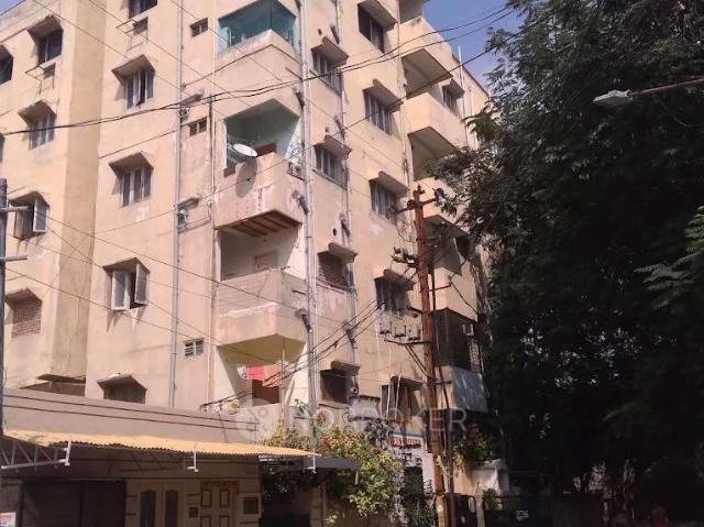 2 BHK Flat In Sai Praveen Kuteer For Sale In Begumpet