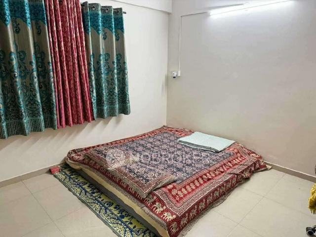 2 BHK Flat In Sai Raghavendra White Midas for Rent In Whitefield