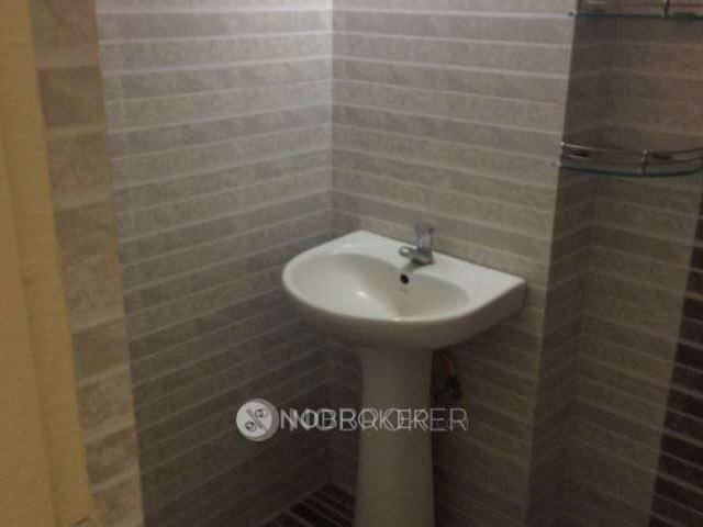 2 BHK Flat In Sai Sunshine for Lease In Bellandur