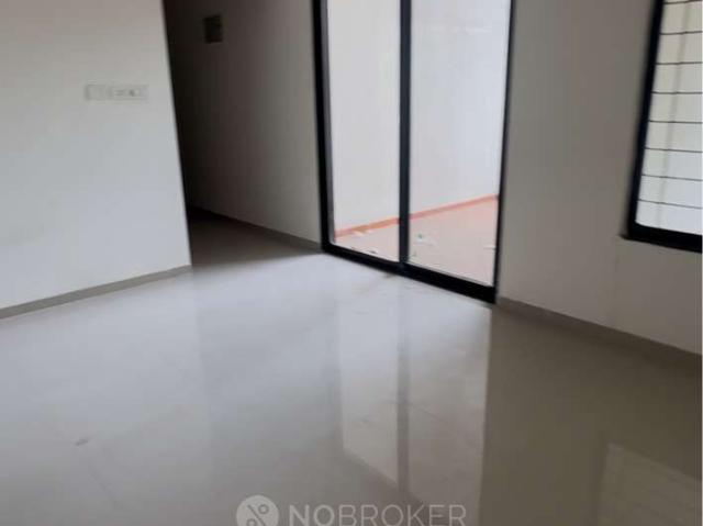 2 BHK Flat In Samruddhi Lake Tower for Rent In Wagholi, Pun