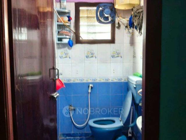 2 BHK Flat In Sankaranarayana A. N.builders For Sale In 24, Venkatesa Nagar 3rd Main Rd, Devraj Nagar, Saligramam, Chennai, Tamil Nadu 600093, India