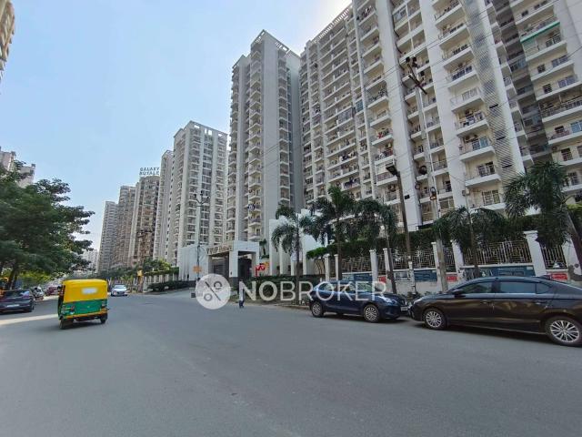 2 BHK Flat In Sanskriti Vihar 10th Avenue for Rent In Gaur City 2
