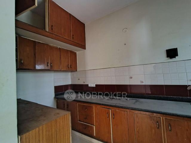 2 BHK Flat In Santosh Apartment For Sale In Lingarajapuram