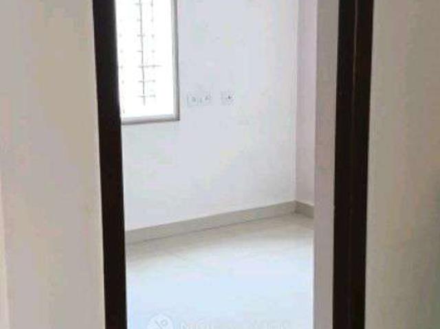 2 BHK Flat In Saravana Sri Padmavathy Apartments for Lease In Kattupakkam