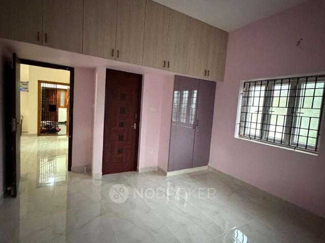 2 BHK Flat In Saraswathy Nivas for Rent In Madipakkam