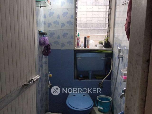 2 BHK Flat In Sarla Chs Panch Marg Andheri West for Rent In