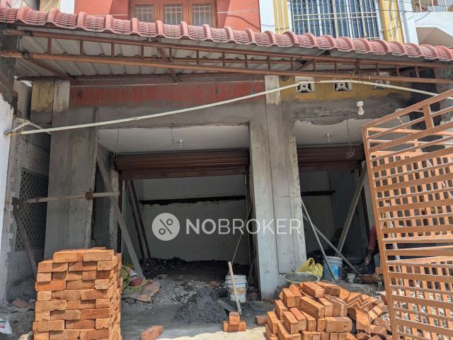 2 BHK Flat In Satndalone Building for Rent In Velachery