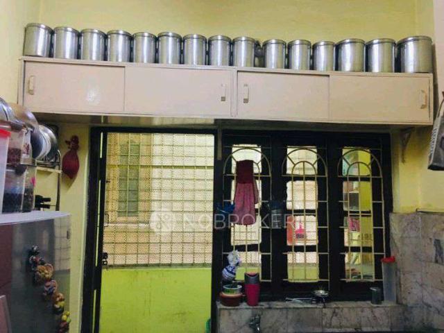 2 BHK Flat In Savita Mansion For Sale In Adugodi