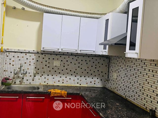 2 BHK Flat In Saya Gold Avenue for Rent In Indirapuram