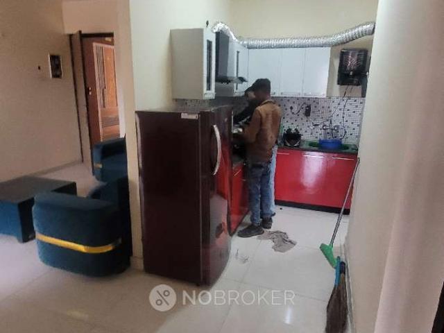 2 BHK Flat In Saya Gold Avenue for Rent In Indirapuram