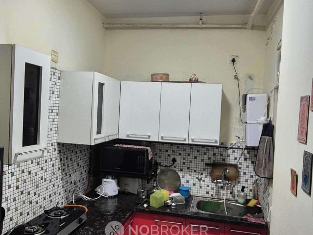 2 BHK Flat In Saya Gold Avenue for Rent In Indirapuram
