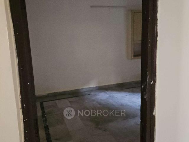 2 BHK Flat In Sb for Rent In Alpha I Greater Noida