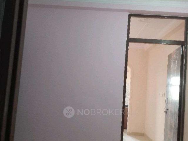 2 BHK Flat In Sb for Rent In Chattarpur Extension, Chhatarp