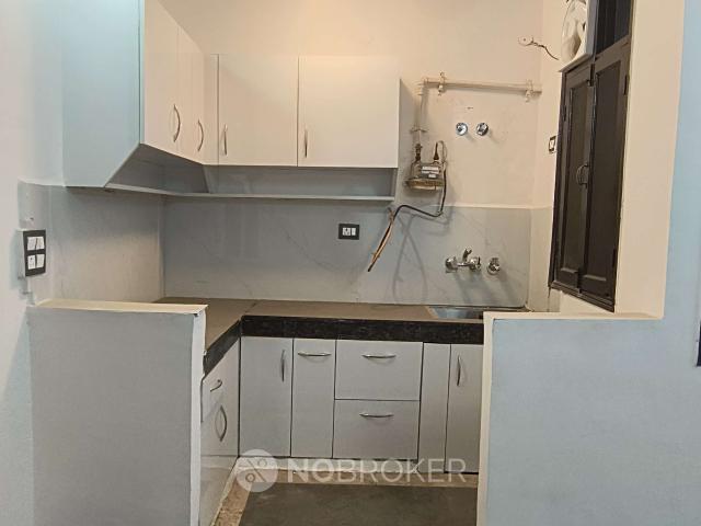 2 BHK Flat In Sb for Rent In Indrapuram