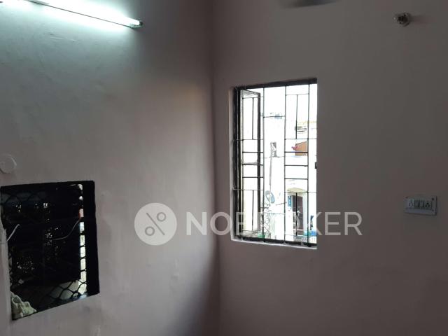2 BHK Flat In Sb for Rent In Rajouri Garden