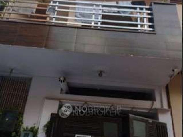 2 BHK Flat In Sb for Rent In Sector 11