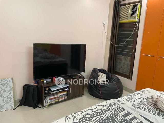 2 BHK Flat In Sb for Rent In Sector 31