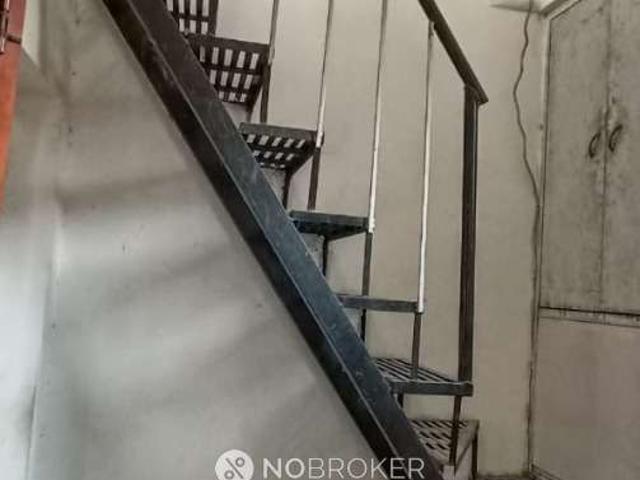 2 BHK Flat In Sb For Sale In Kalkaji