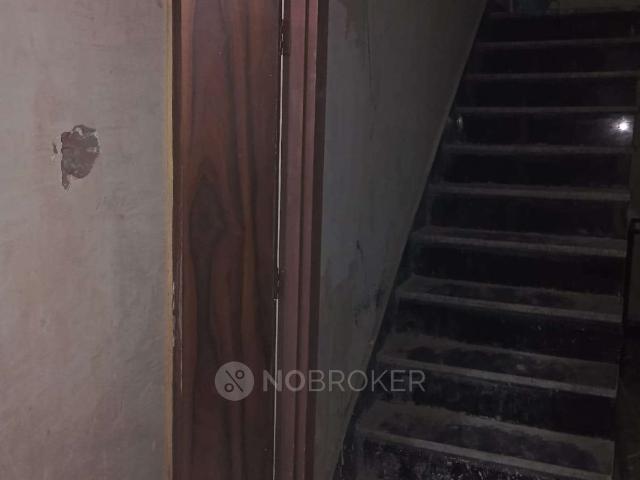 2 BHK Flat In Sb For Sale In Laxmi Nagar
