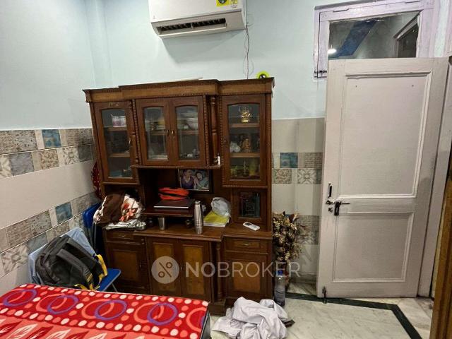2 BHK Flat In Sb For Sale In Laxmi Nagar