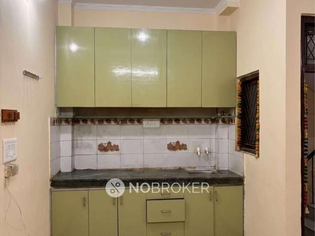 2 BHK Flat In Sb For Sale In Paharganj