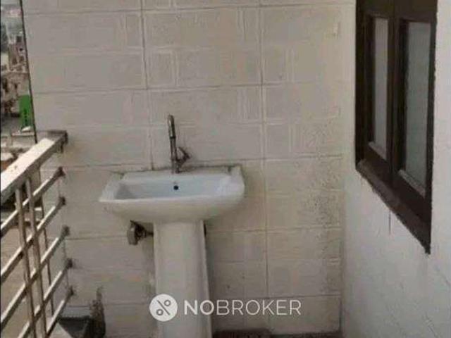 2 BHK Flat In Sb For Sale In Uttam Nagar
