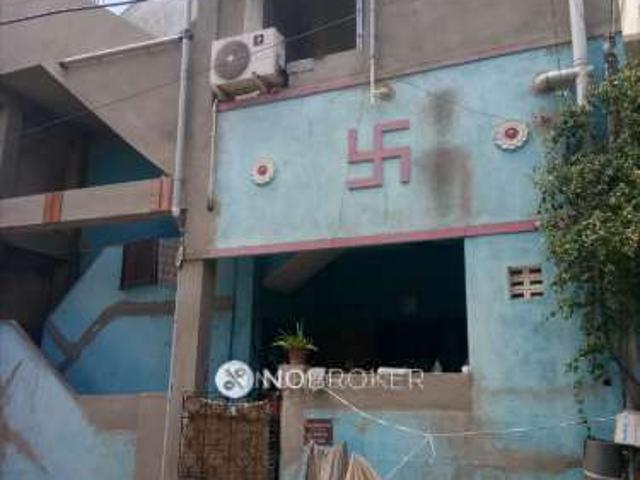 2 BHK Flat In Sekaran for Lease In Arumbakkam