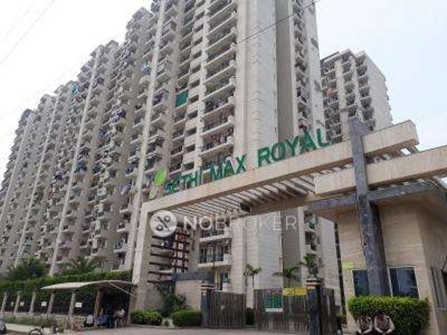 2 BHK Flat In Sethi Max Royal For Sale In Sector 76