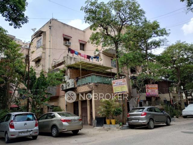 2 BHK Flat In Sfs Mukherjee Apartment for Rent In Mukherjee