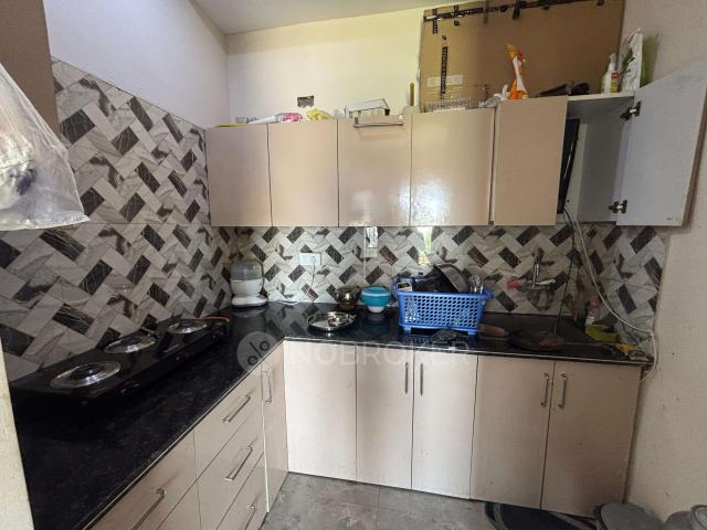 2 BHK Flat In Shambhavi Apartment for Rent In Chipiyana Buz