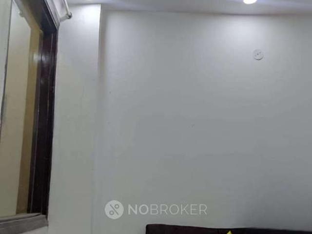 2 BHK Flat In Shanti Bhavan for Rent In Mahavir Enclave