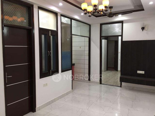 2 BHK Flat In Shakti Khand 3, Indirapuram for Rent In Indir