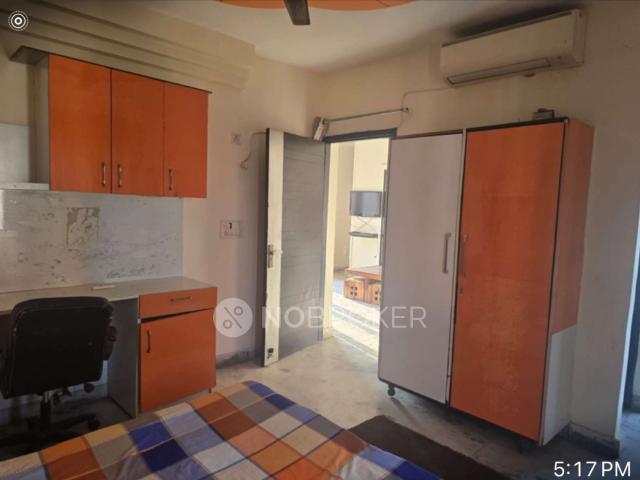 2 BHK Flat In Shipra Krishna Vista for Rent In Indirapuram