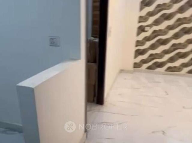 2 BHK Flat In Shivalik Apartments for Rent In Sector 73