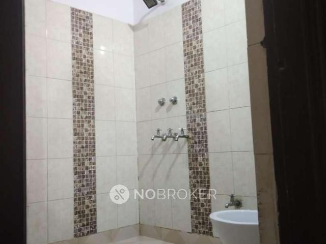 2 BHK Flat In Shivastik Apartment For Sale In Mahavir Enclave