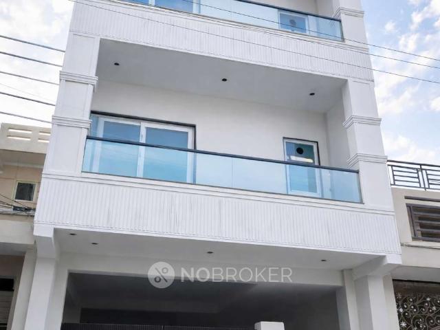 2 BHK Flat In Shivpuri for Rent In Sector 7