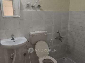 2 BHK Flat In Shobhita Apartment for Rent In Jp Nagar