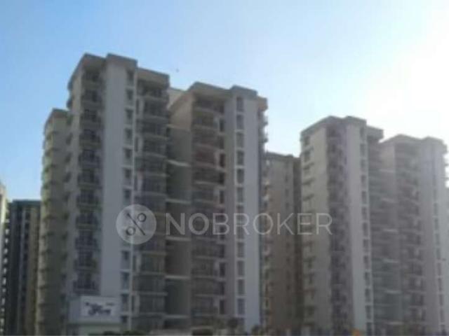 2 BHK Flat In Shree Vardhaman Flora for Rent In Sector 90