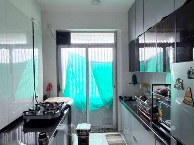 2 BHK Flat In Shreeji Atlantis For Sale In Malad West