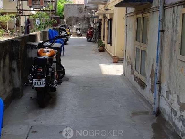 2 BHK Flat In Shri Balaji Apartments for Lease In Kodambakkam