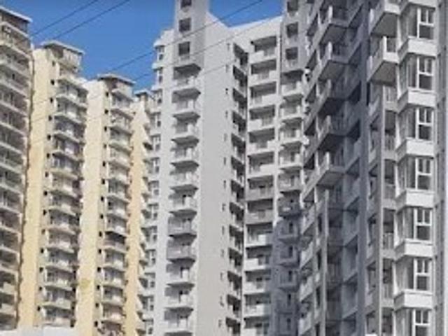 2 BHK Flat In Shri Radha Aqua Garden For Sale In Greater Noida West, Noida