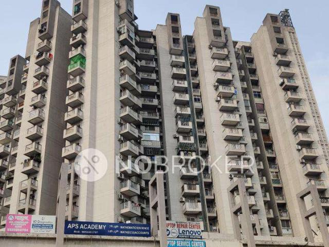 2 BHK Flat In Shri Radha Sky Gardens for Rent In Sector 16b