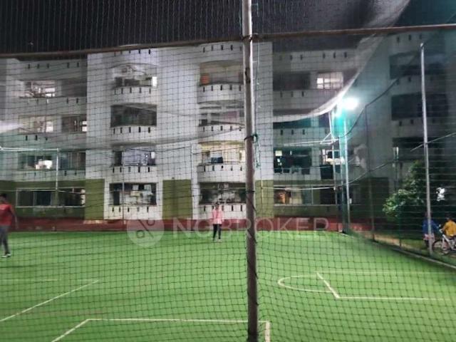 2 BHK Flat In Shriram Spurthi only Veg for Rent In Brooke
