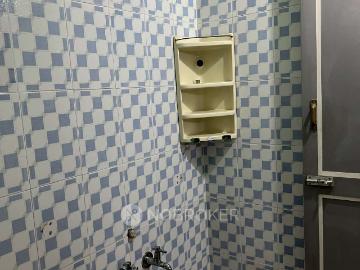2 BHK Flat In Shristi Apartment for Rent In Thillaiganga Nagar, Nanganallur