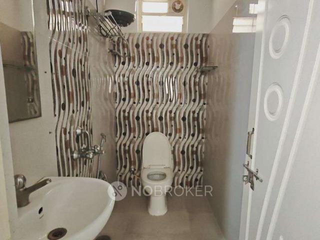 2 BHK Flat In Shubham Greens for Rent In Manikonda